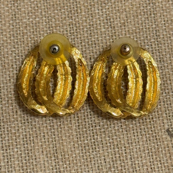 Gold Twisted Rope Earrings - Picture 5 of 9